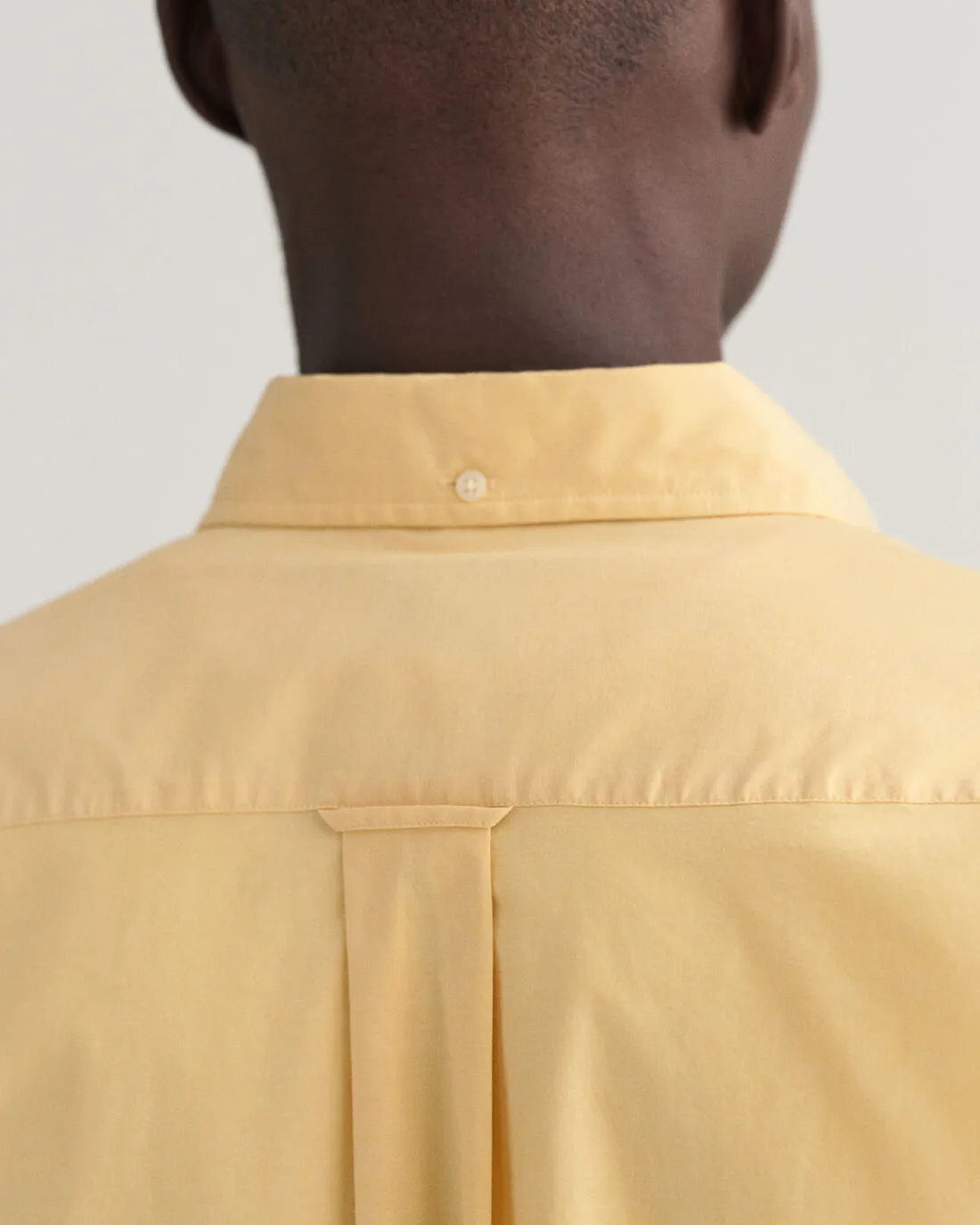 Gant Men Yellow Solid Button-down Collar Long Sleeves Shirt