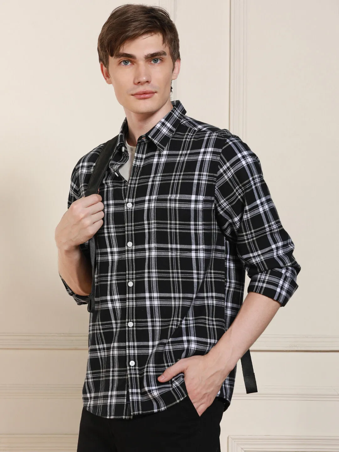 Men's Black Tartan Checks Spread Collar Full Sleeves Casual Shirt