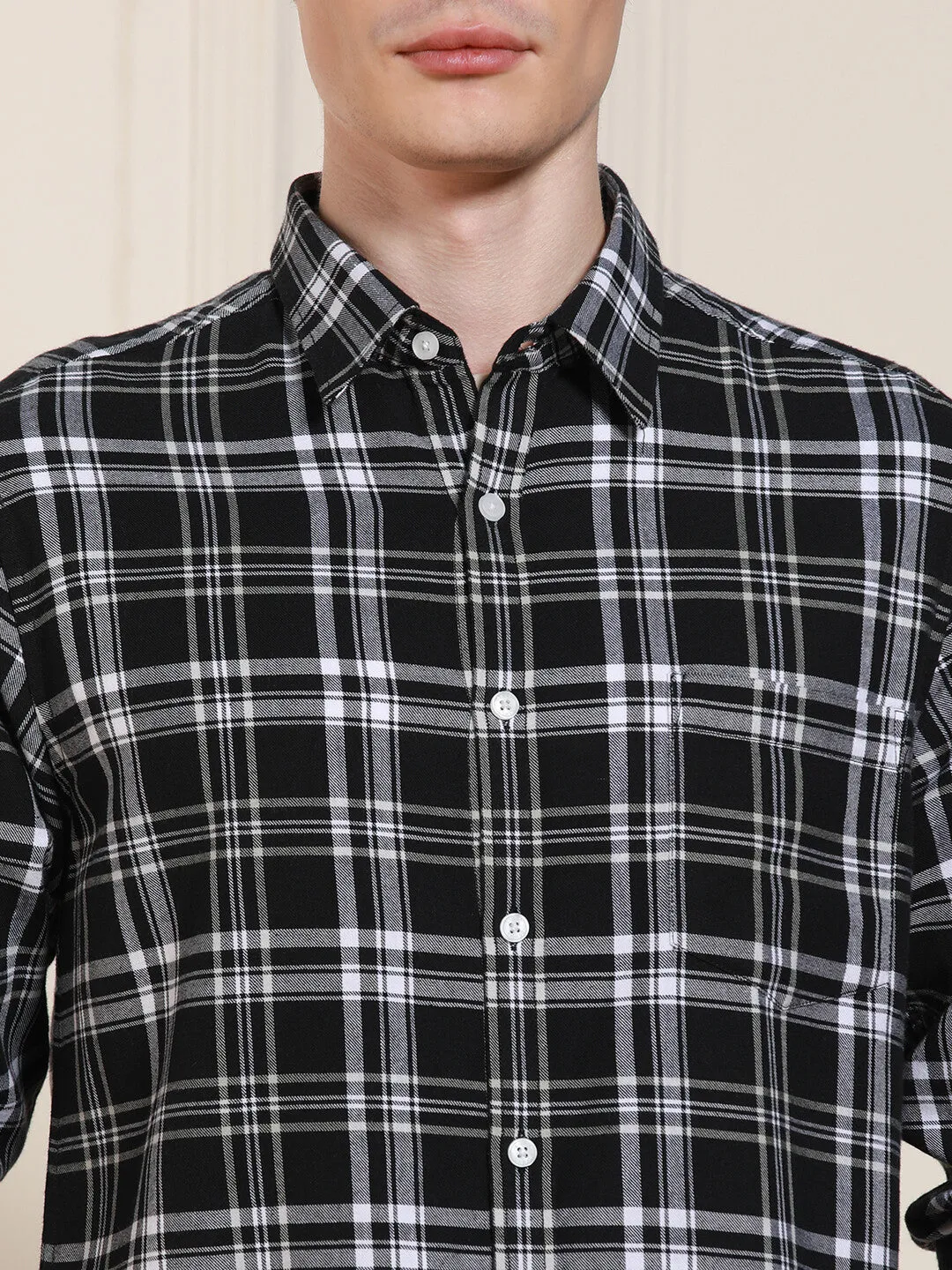 Men's Black Tartan Checks Spread Collar Full Sleeves Casual Shirt