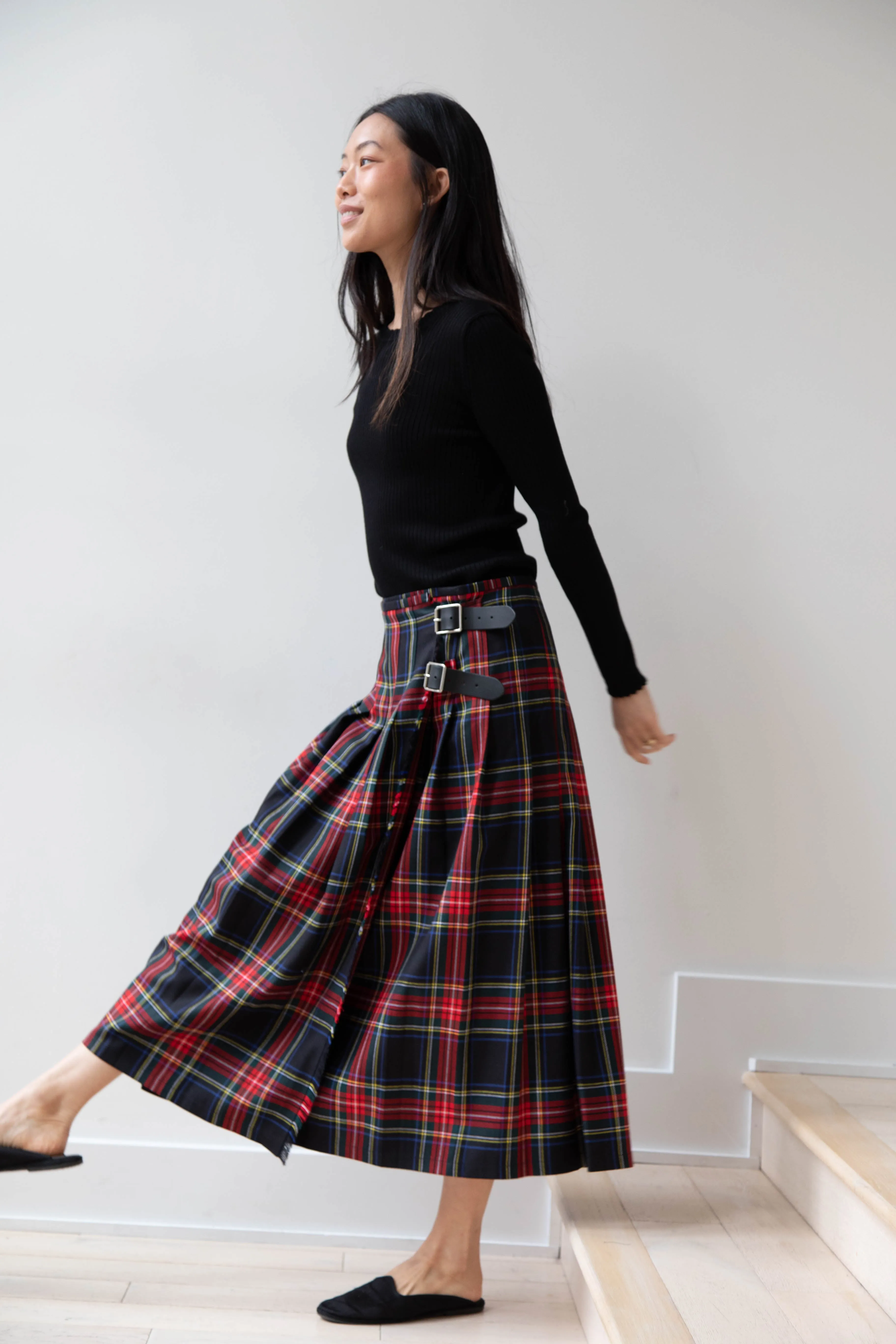 O'Neil of Dublin | Pleated Skirt in Red & Black Check