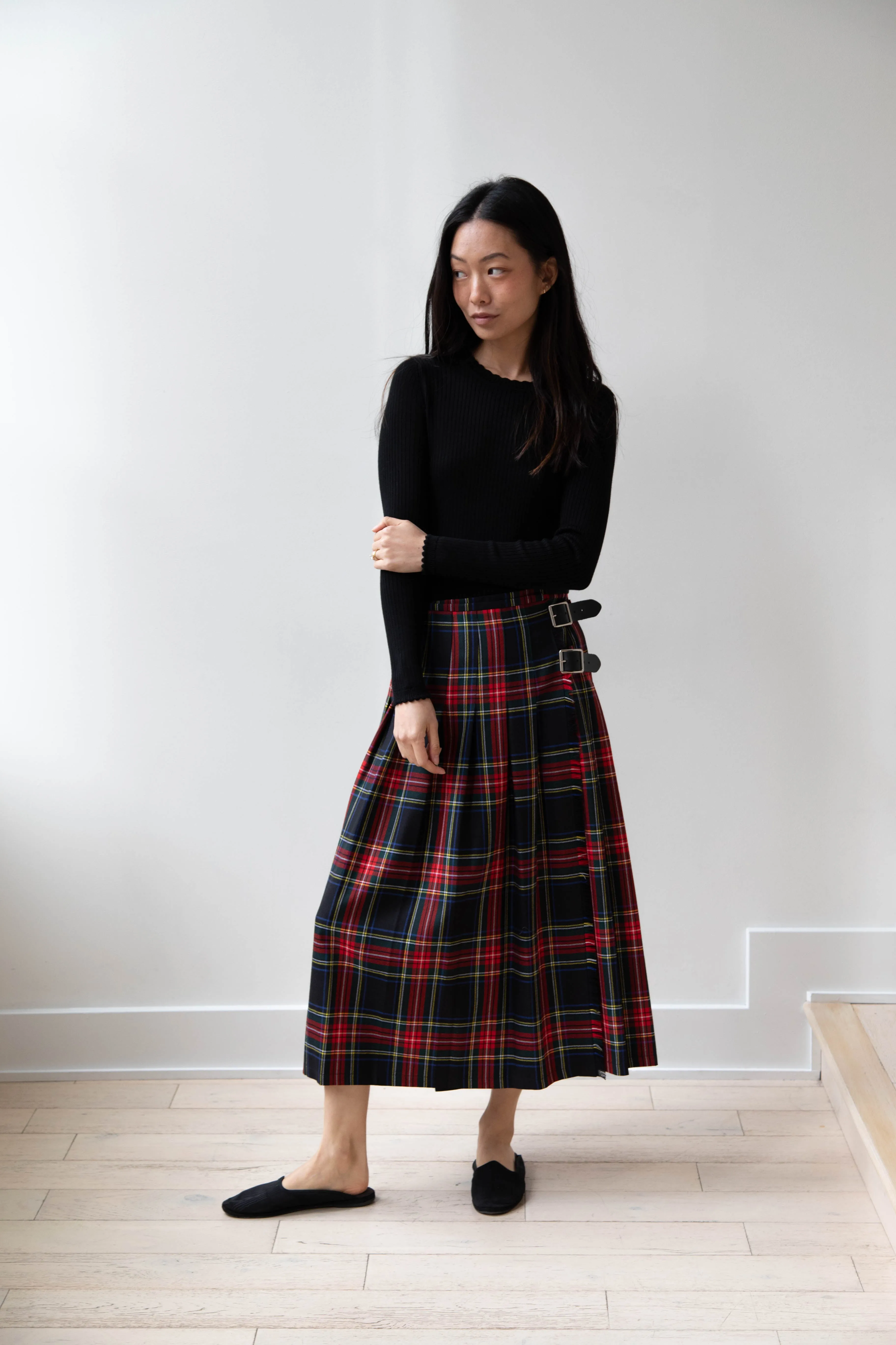 O'Neil of Dublin | Pleated Skirt in Red & Black Check