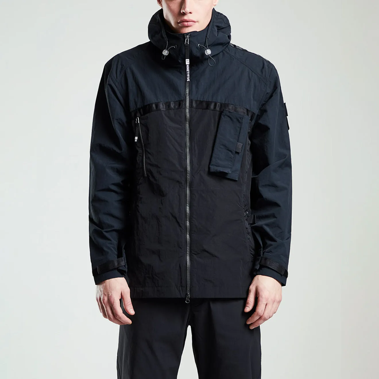 ST95 Pulsar Anorak Black